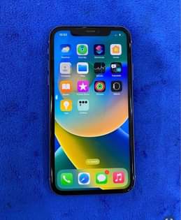 A picture of Iphone 11 128gb