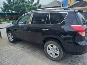 A picture of Quick sells Sharp 3 seaters Toyota rav4 with 4cylinder silent