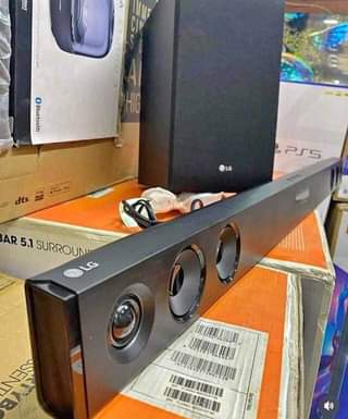 A picture of Lg Soundbar watt 300 clean sana nataka 420 tu Chap