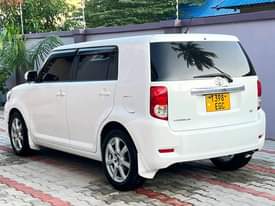 A picture of Toyota Rumion EGC White