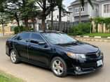 A picture of Super sharp 2014 untampered engine and gear Camry with chilling