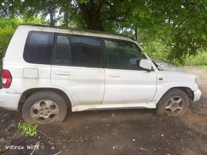 used mitsubishi pajero