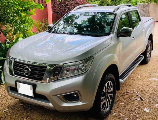 nissan navara