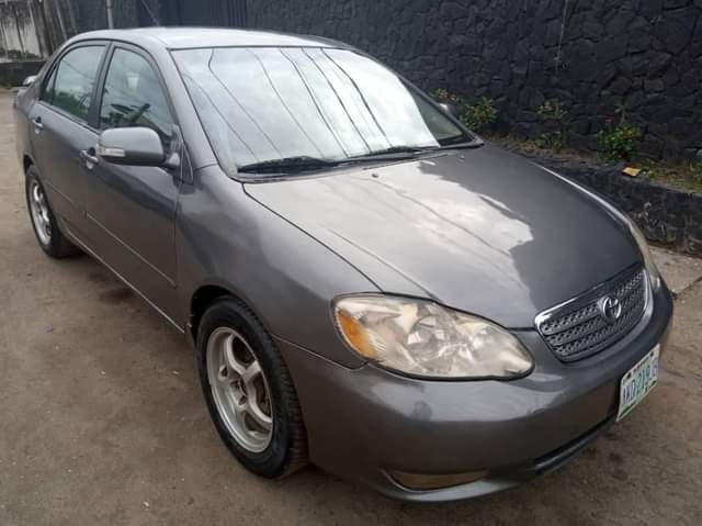 A picture of 2006 Toyota Corolla in very good condition sound engine gear
