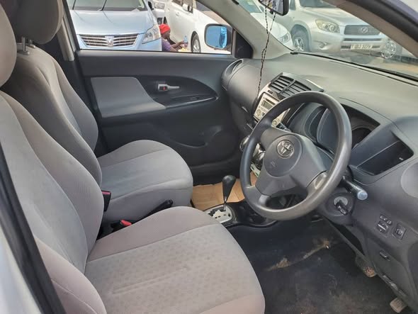 A picture of Toyota IST 1 5cc 0754006652