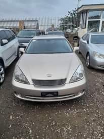 A picture of LEXUSE ES330 2005