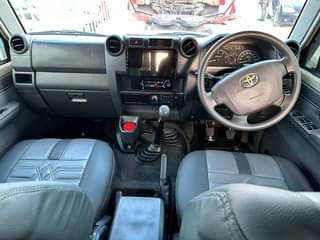 A picture of LAND CRIUSER HARDTOP