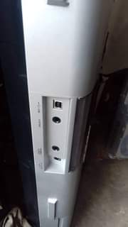 A picture of yamaha keyboard psre410