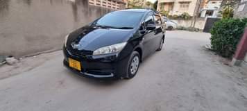 A picture of Toyota wish