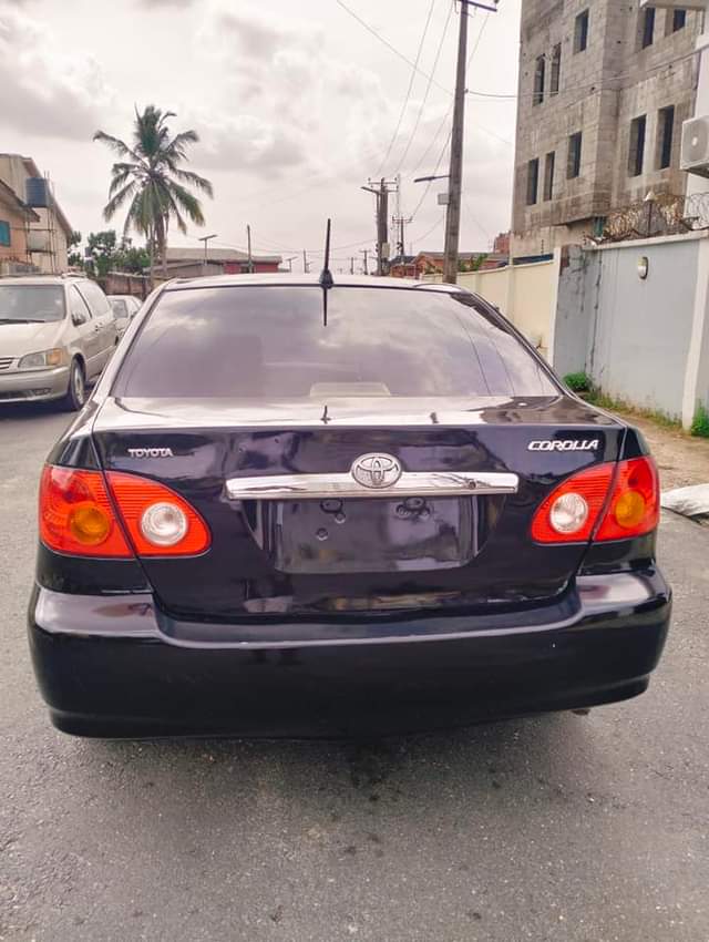A picture of Toyota Corolla 2006