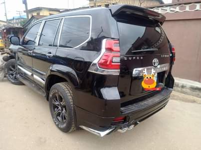 A picture of Gx470 converted to Toyota Prado 2022