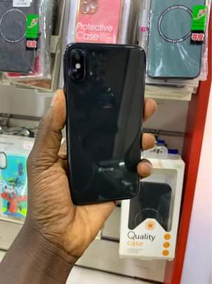 A picture of iphone x