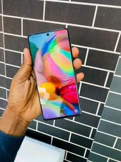 A picture of Samsung A71