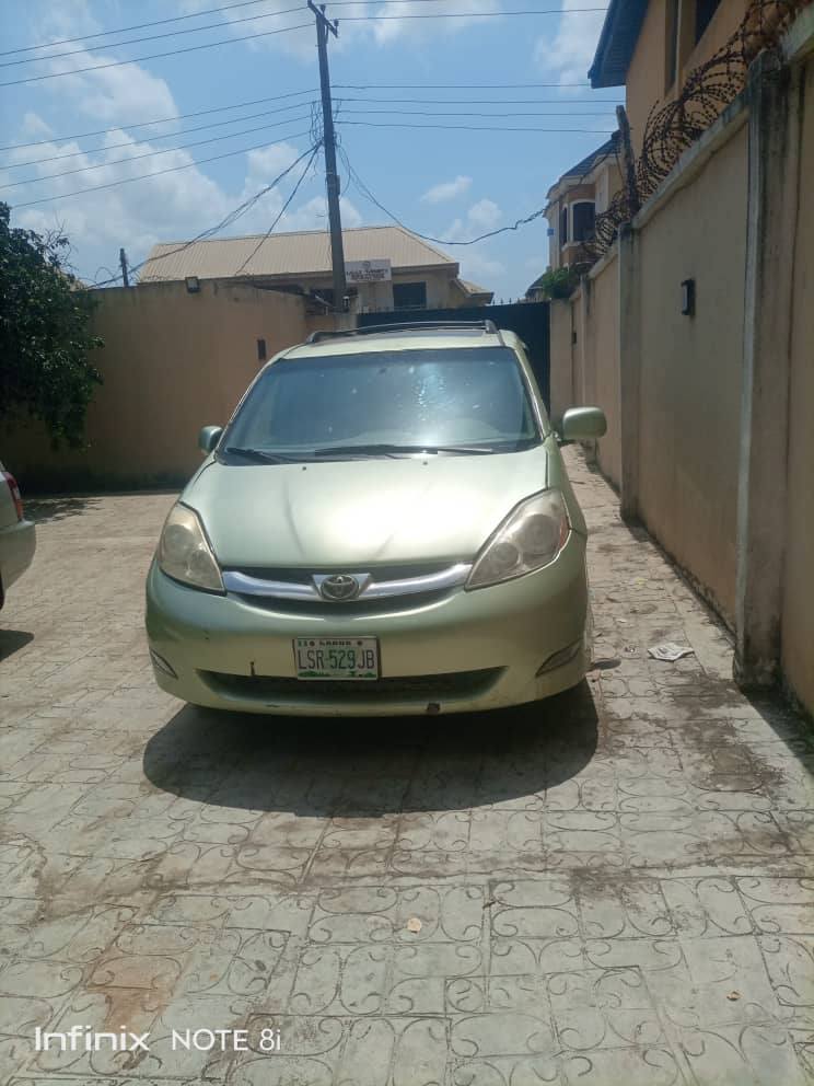 A picture of 3 6 settlement 250k location ijegun 0813 469 2226