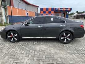 A picture of Distress distress Lexus es350 2009