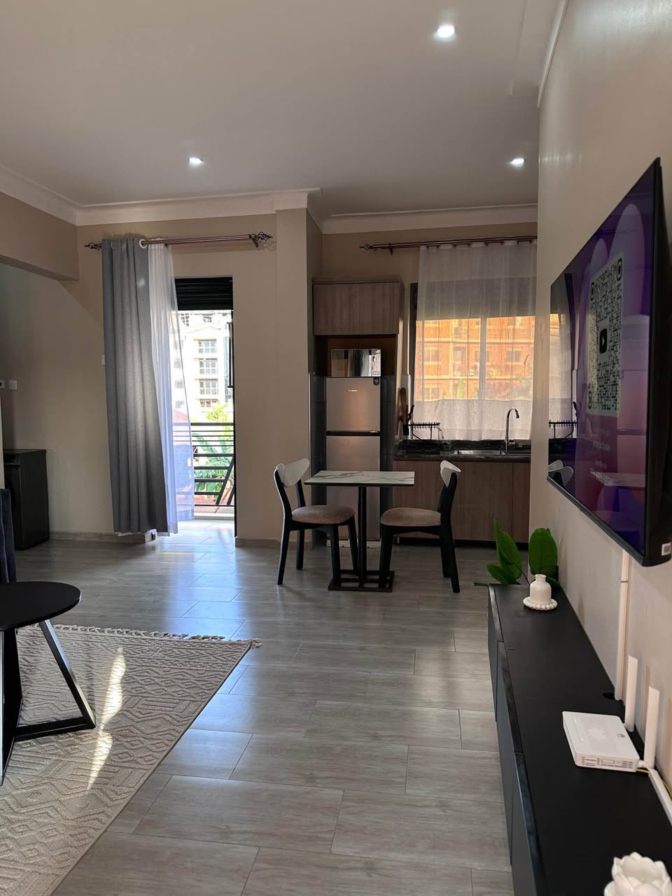 A picture of Airbnb 256785432454
