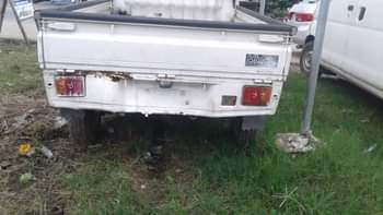 A picture of Belgium standard Hijet pick up Engine Gear Price 3 6m