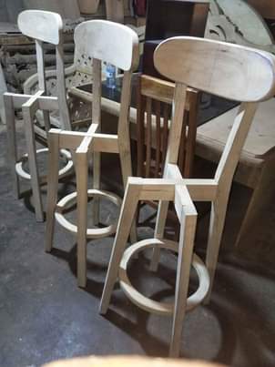 A picture of Chicken stools