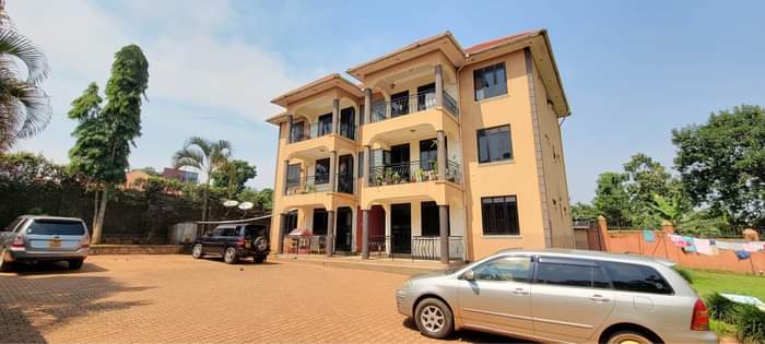 houses kyanja