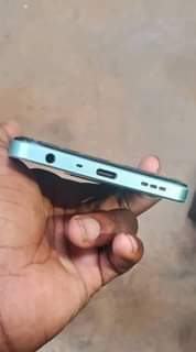 A picture of Oppo A57