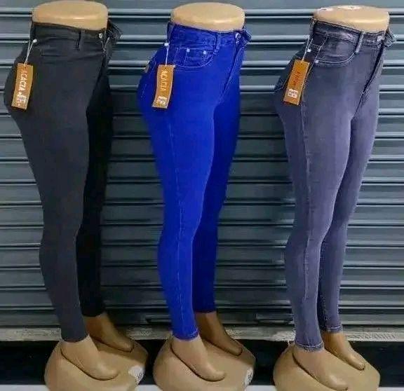 A picture of Ladies trousers