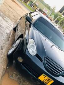 A picture of TOYOTA VERROSA