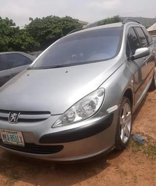 A picture of Peugeot 307 automatic