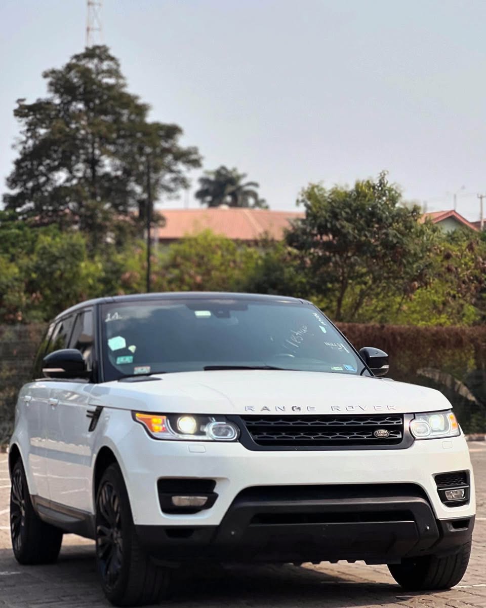 A picture of Range Rover