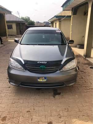 A picture of Toyota Camry 03 04