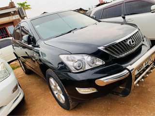 A picture of Toyota Harrier