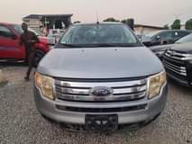 A picture of First body 2008 Ford edge