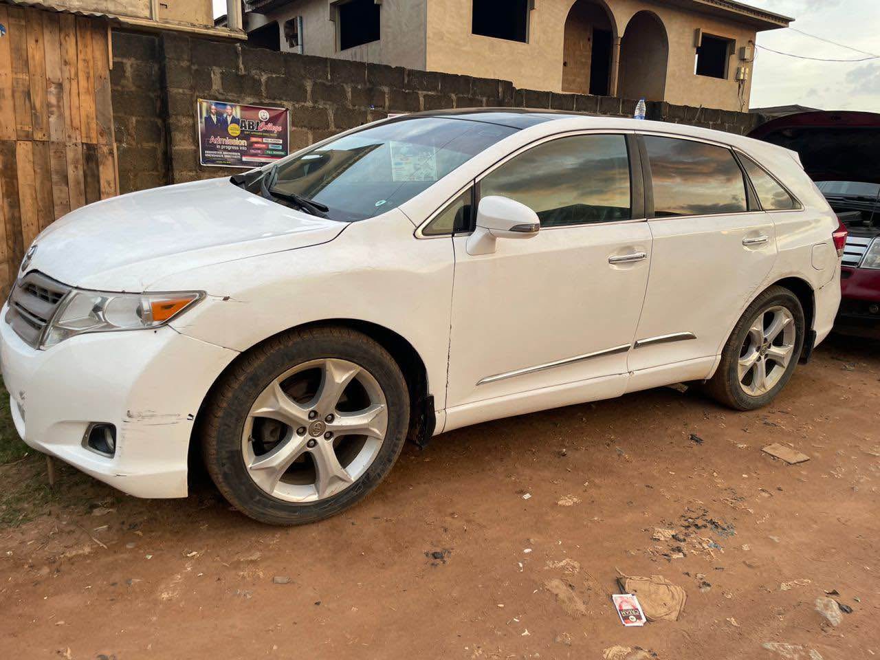 A picture of Toyota Venza 2012 XLE