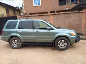 A picture of HONDA PILOT 2006