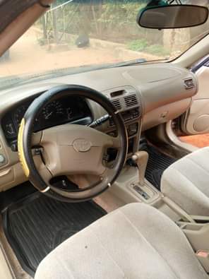 A picture of 08104854872 TOYOTA COROLLA Sound engine Excellent gear AC needs attention