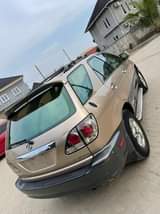 A picture of Lexus rx300