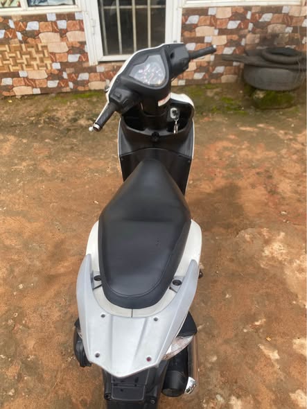 A picture of Honda big Dio