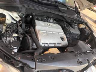 A picture of Lexus RX 330 2006 model