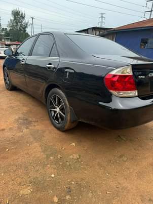 A picture of 2005 camry