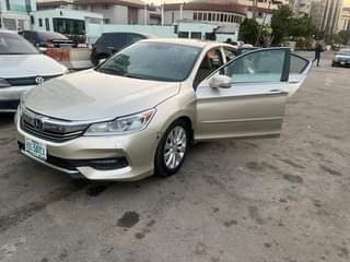 A picture of Honda accord 2014