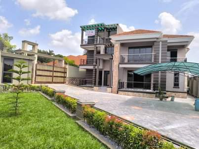 A picture of 8BHK CLASSIC HOME FOR SALE