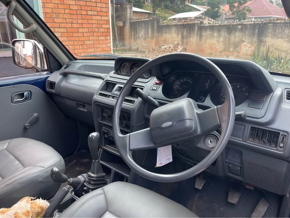 A picture of Pajero 0704909168