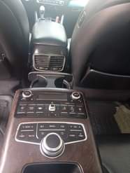A picture of 2016 MODEL KIA QUORIS V6Engine very silent Gear super sharp