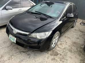 A picture of Distress Honda Civic Engin and gear perfect AC chilling buy