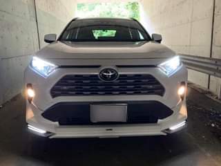 A picture of 2020 TOYOTA RAV4 2020