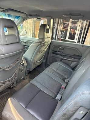 A picture of Honda pilot is available for sale Everything is working perfectly