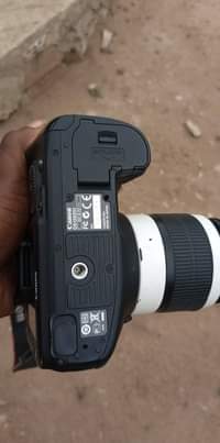 A picture of NASUKUMA CANON 7D BADO NEW KAMA MNAVYO IONA 0625108117