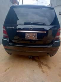 A picture of Mercedes Benz GL450