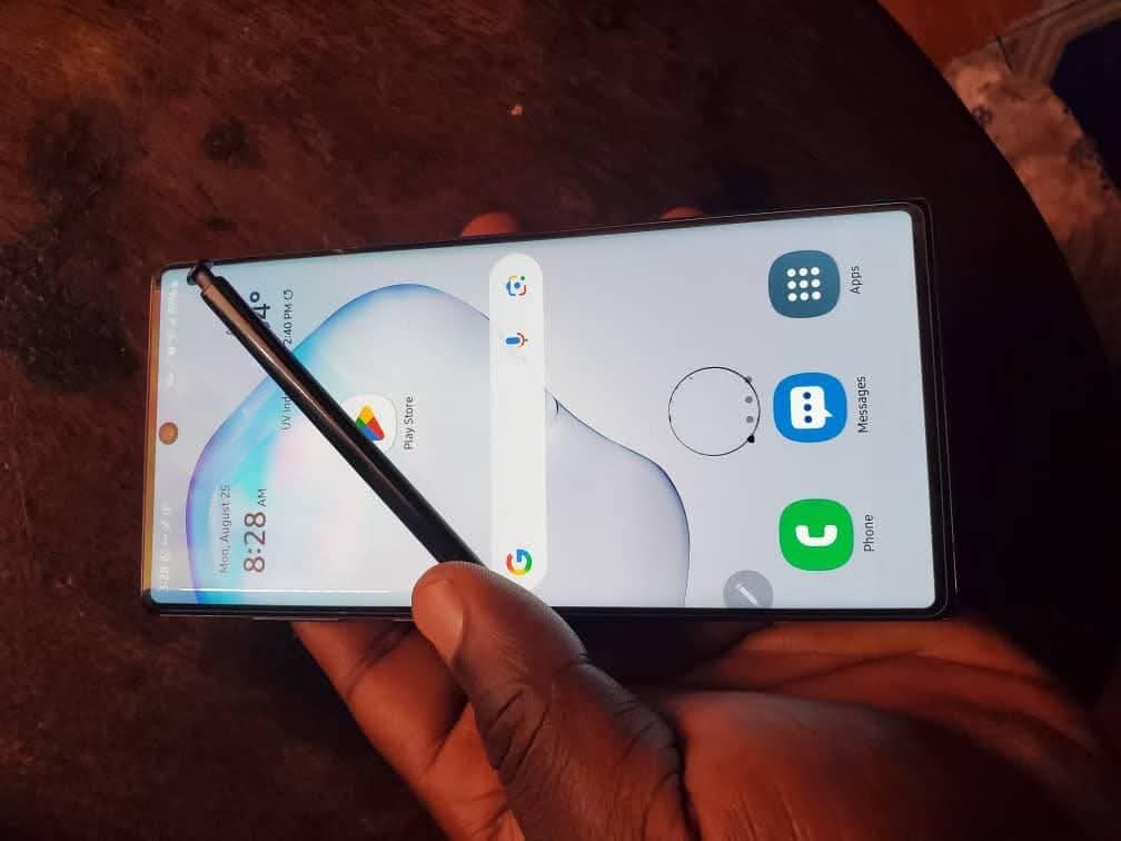 A picture of Samsung galaxy note 10 256GB
