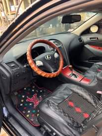 A picture of Dealer deal fastest finger for fastest buyer complete first body