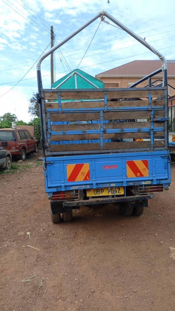 A picture of Isuzu Elf